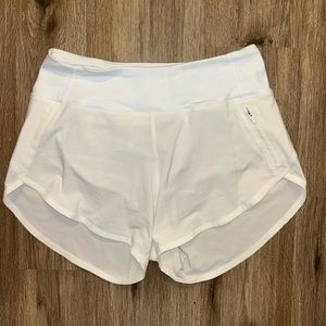 Outdoor Voices 2.5 inch inseam Hudson shorts!